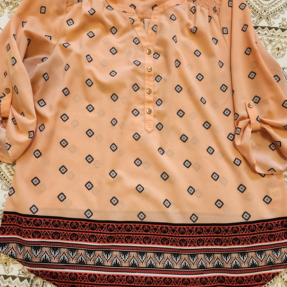 Peach Patterned Women's Top. XXL